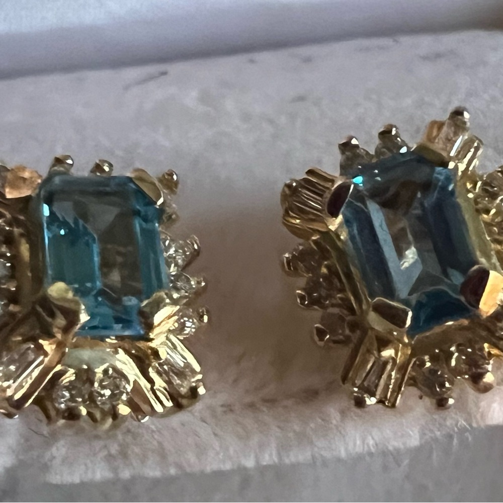 Elegant Gold and Blue Gemstone Earrings